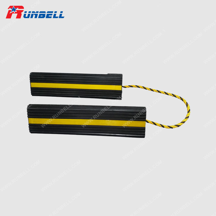 AIRCRAFT CHOCK - TS624