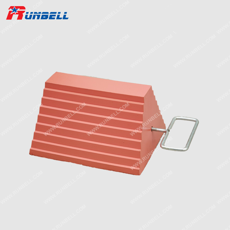 PAINTED RUBBER CHOCK - TS063G