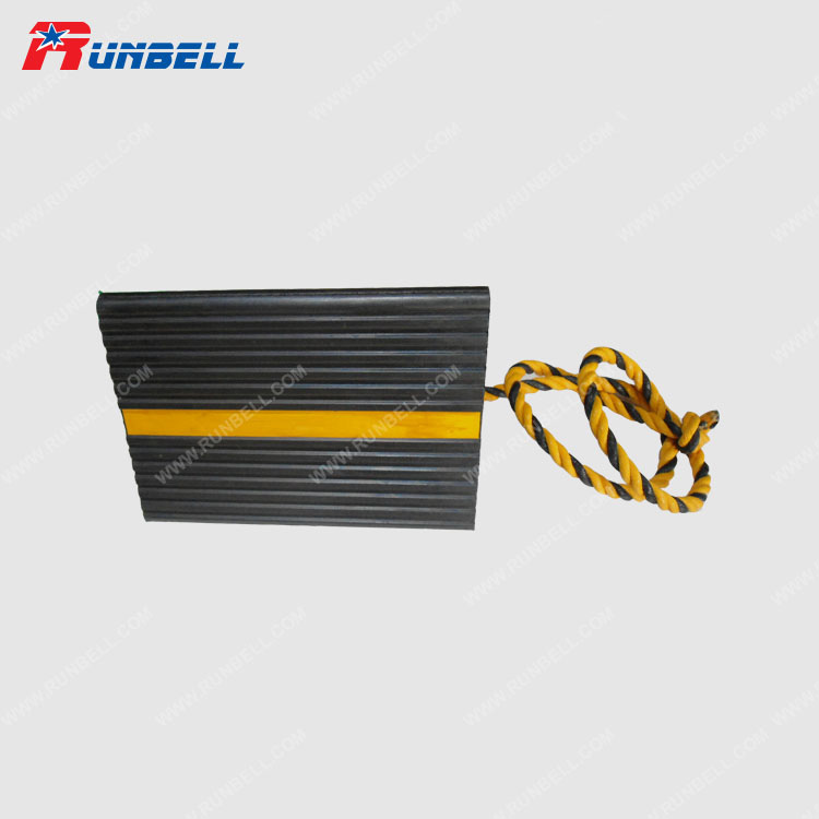 AIRCRAFT CHOCK - TS912