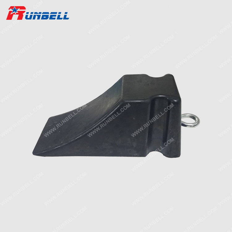 RUBBER WHEEL CHOCK - TS235