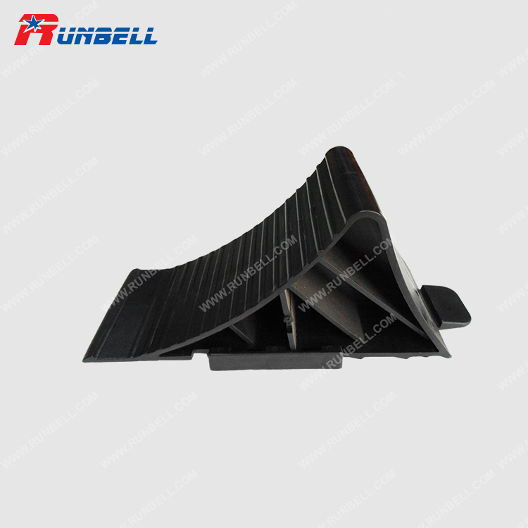PLASTIC WHEEL CHOCK - TS193