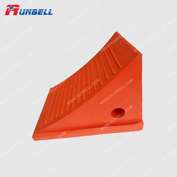 PU WHEEL CHOCK - TS818C