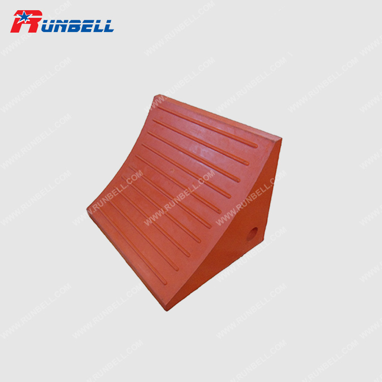 PU WHEEL CHOCK - TS380