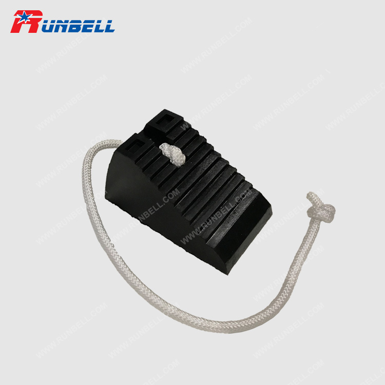 RUBBER WHEEL CHOCK - TS241
