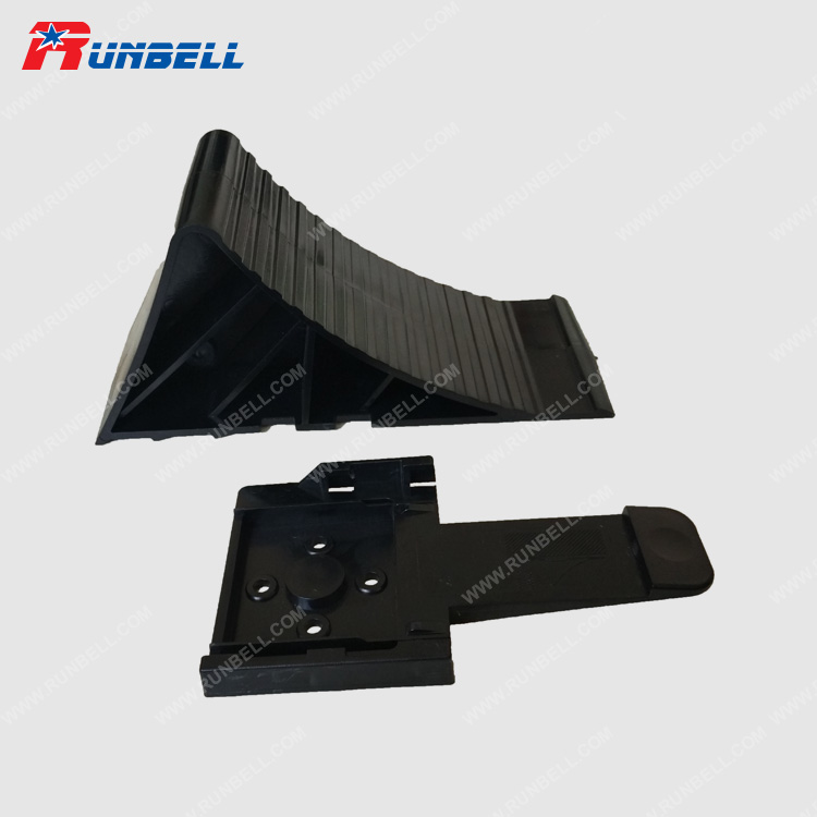 PLASTIC WHEEL CHOCK - TS193